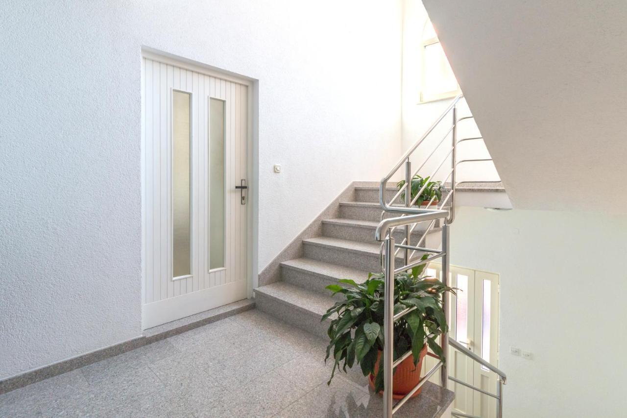 Apartment La Mare Stobreč Exterior foto